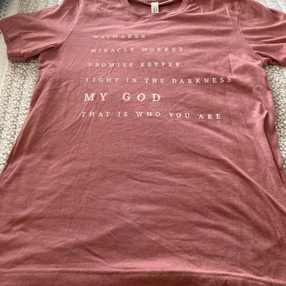 Bundle of 2 faith based med tees - Picture 2 of 5